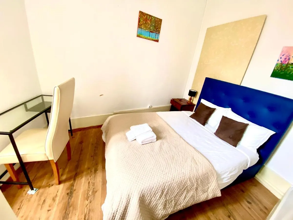 Nature Chiado 2- Cozy Little Double Room With Shared Bathroom Lisbon Portugal